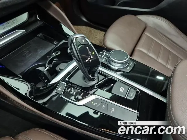 BMW X4 2020 thumb 8
