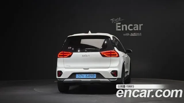 Kia Niro 2022 thumb 3