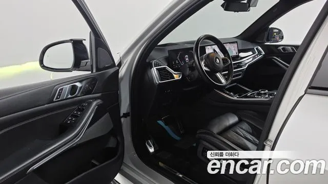 BMW X5 2023 thumb 10