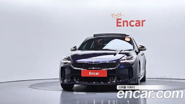 Kia Stinger 2019 thumb 3