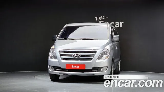 Hyundai Starex 2017 thumb 3