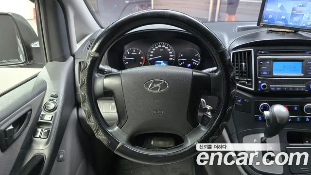 Hyundai Starex 2017 thumb 12