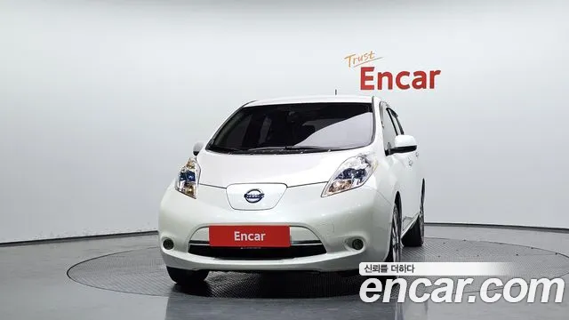 Nissan Leaf 2015 thumb 3