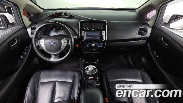 Nissan Leaf 2015 thumb 7