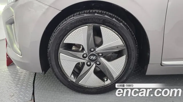 Hyundai IONIQ 6 2019 thumb 5
