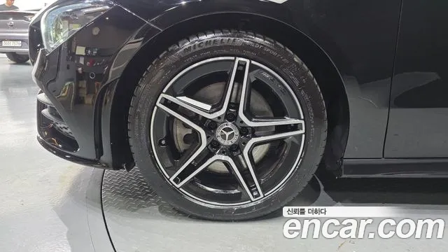 Mercedes-Benz CLA 2021 thumb 5