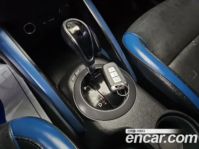 Hyundai Veloster 2012 thumb 8