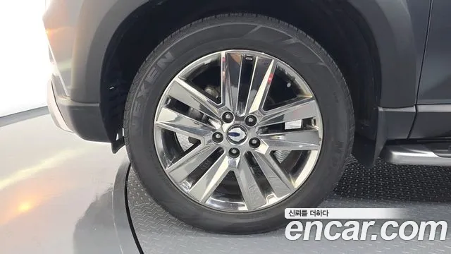 KG_Mobility_Ssangyong Rexton 2019 thumb 5