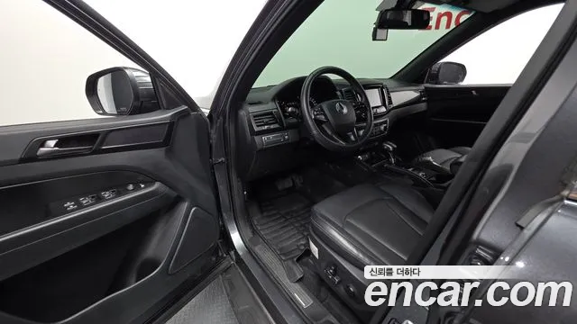 KG_Mobility_Ssangyong Rexton 2019 thumb 10