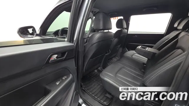 KG_Mobility_Ssangyong Rexton 2019 thumb 12