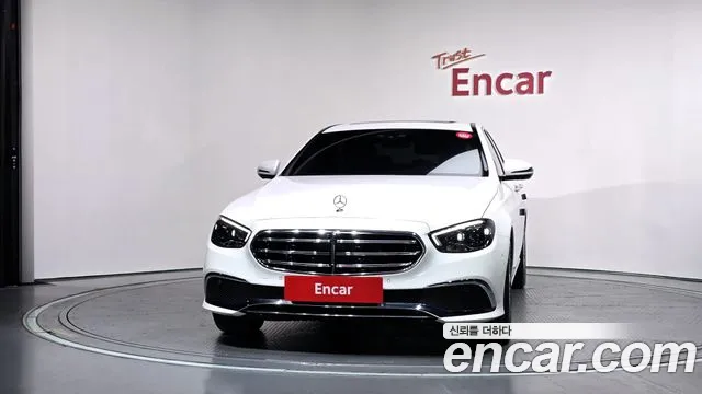 Mercedes-Benz E-Класс 2022 thumb 3
