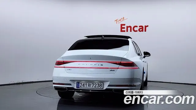 Genesis G90 2022 thumb 4