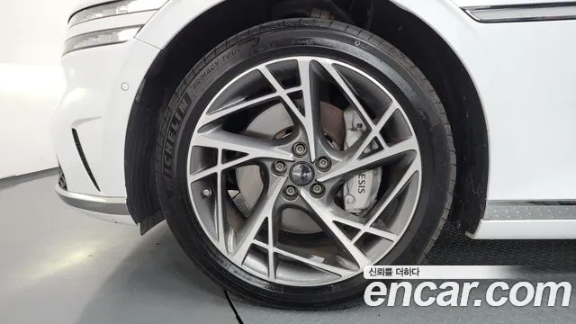 Genesis G90 2022 thumb 5