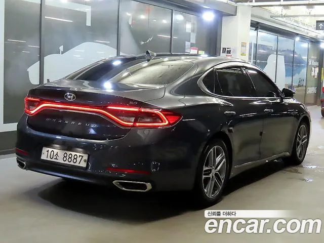 Hyundai Grandeur 2018 thumb 4