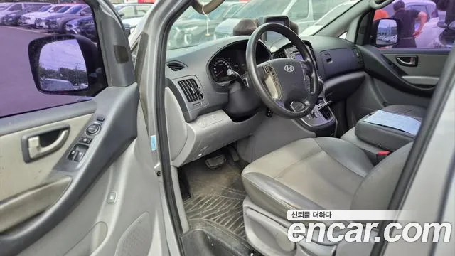 Hyundai Starex 2011 thumb 3