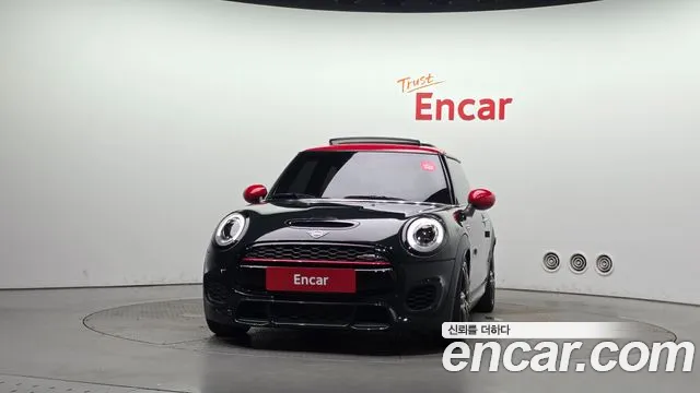MINI Hatch 2017 thumb 3