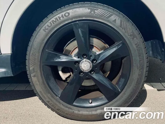 Mercedes-Benz GLE 2016 thumb 5
