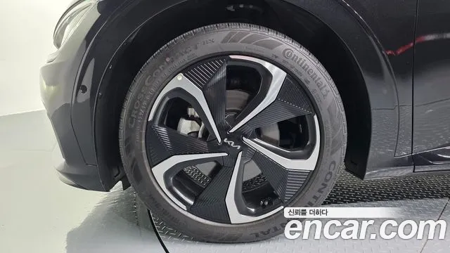 Kia EV6 2023 thumb 5