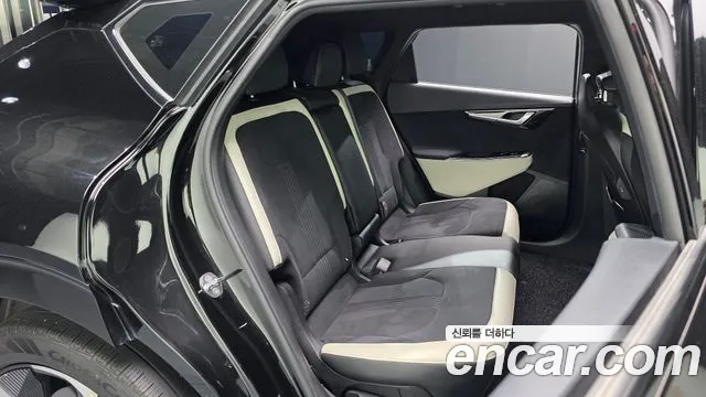 Kia EV6 2023 thumb 11