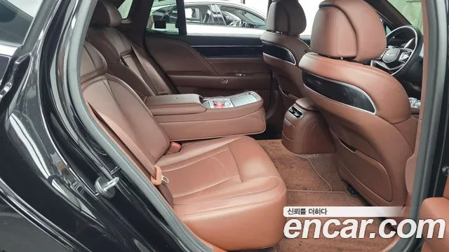 Genesis G90 2024 thumb 11