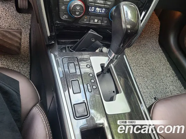 Renault-KoreaSamsung Latitude 2013 thumb 9
