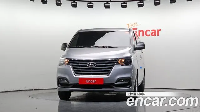 Hyundai Starex 2021 thumb 3