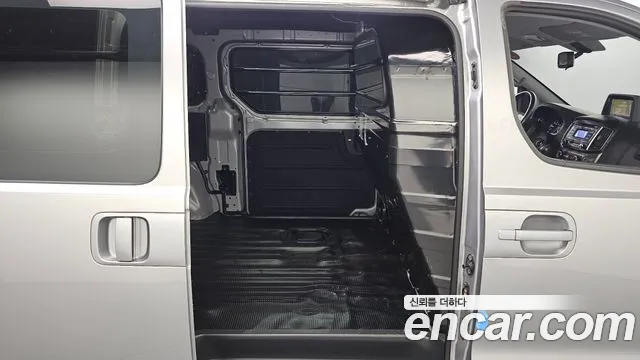 Hyundai Starex 2021 thumb 11
