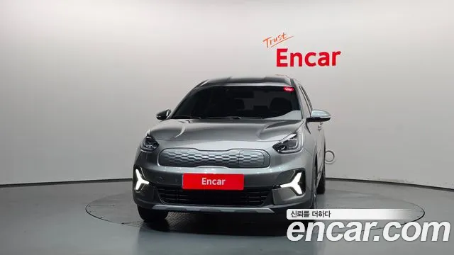 Kia Niro 2023 thumb 3