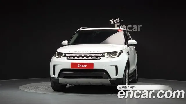 Land Rover Discovery 2018 thumb 3