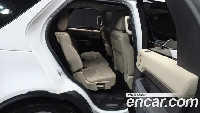 Land Rover Discovery 2018 thumb 12