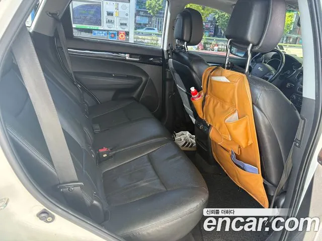 Kia Sorento 2012 thumb 8