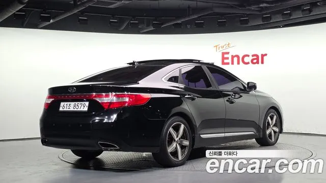 Hyundai Grandeur 2013 thumb 2