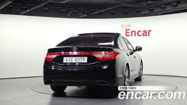 Hyundai Grandeur 2013 thumb 4