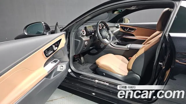 Mercedes-Benz CLE-Class 2024 thumb 10