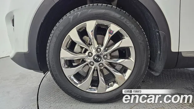 Kia Sorento 2018 thumb 5