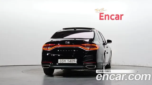 Hyundai Grandeur 2017 thumb 4