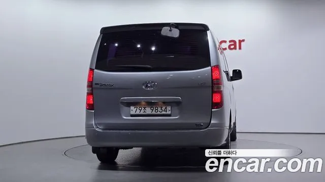 Hyundai Starex 2015 thumb 4