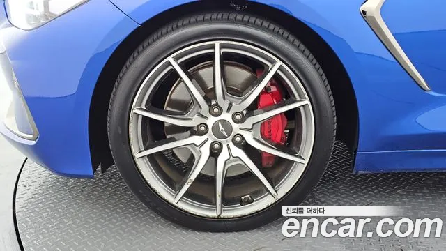 Genesis G70 2018 thumb 5