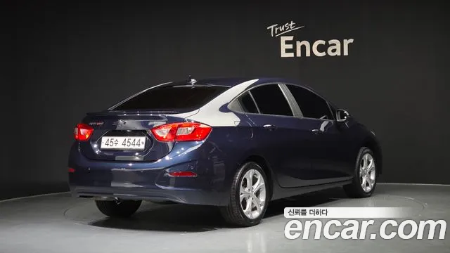 ChevroletGMDaewoo Cruze 2017 thumb 2