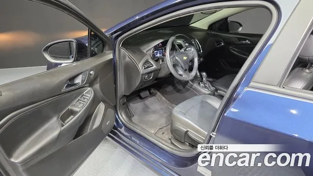 ChevroletGMDaewoo Cruze 2017 thumb 10