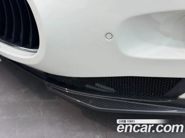 Maserati GranTurismo 2011 thumb 5