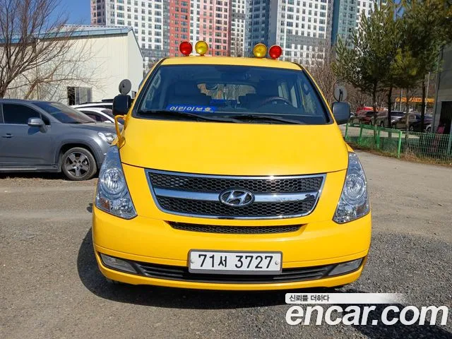 Hyundai Starex 2014 thumb 11