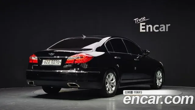 Hyundai Genesis 2012 thumb 2