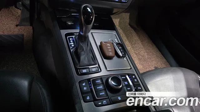 Hyundai Genesis 2016 thumb 9