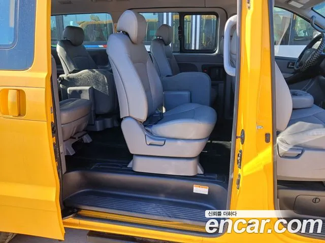 Hyundai Starex 2019 thumb 7