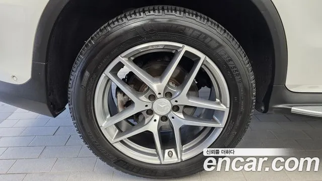Mercedes-Benz GLC 2019 thumb 5