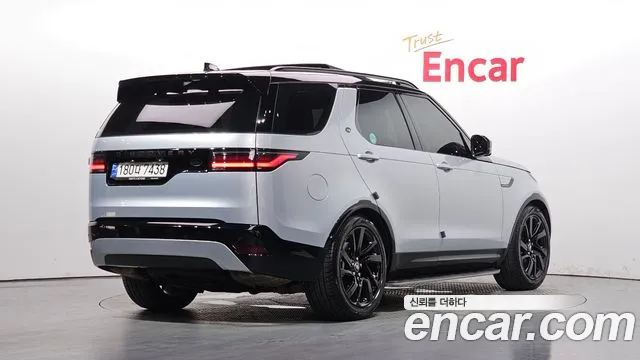 Land Rover Discovery 2023 thumb 2