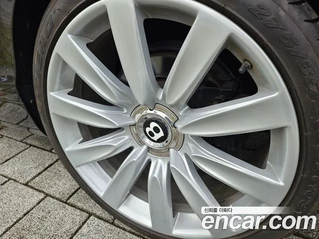 Bentley Flying Spur 2015 thumb 5