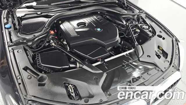 BMW 5-Series 2017 thumb 5