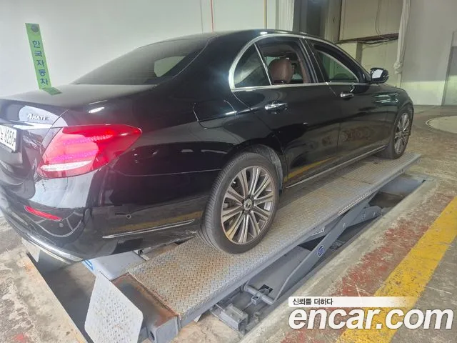 Mercedes-Benz E-Класс 2019 thumb 3